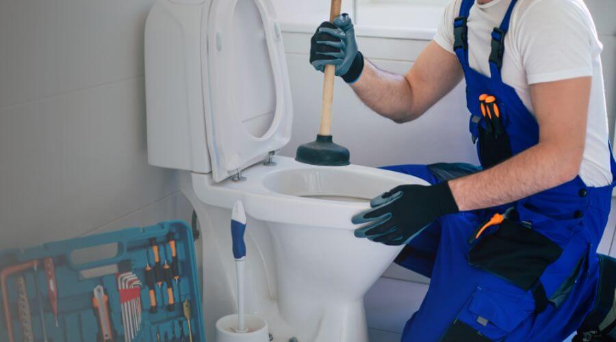 Professional expert plumbing services in Lasara, TX